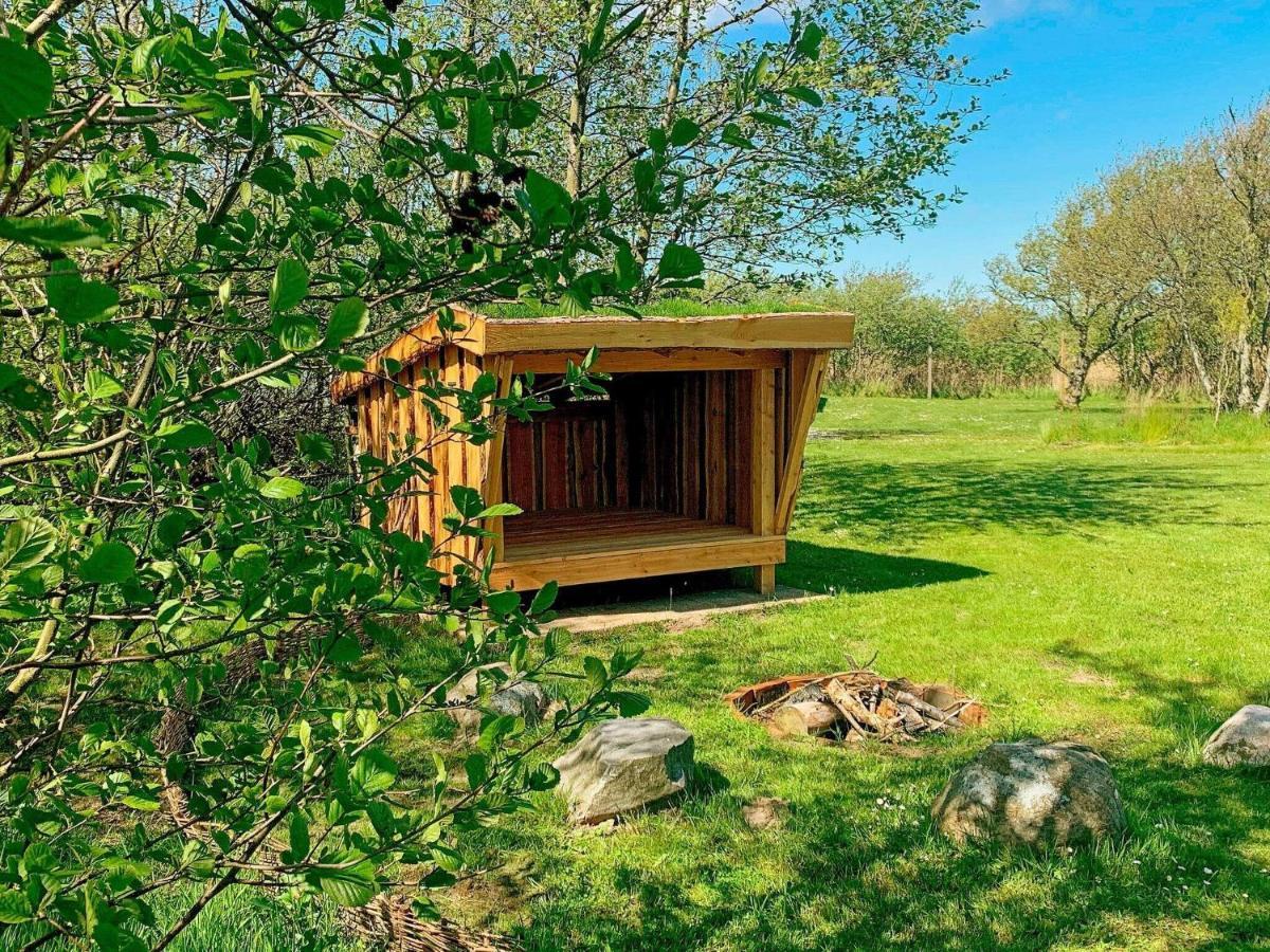 6 Person Holiday Home In R M Lakolk Buitenkant foto