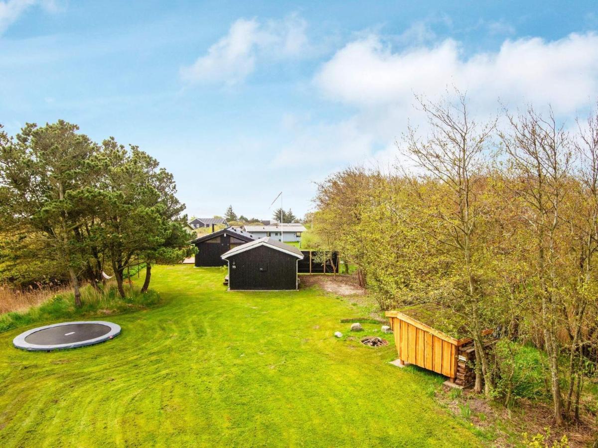 6 Person Holiday Home In R M Lakolk Buitenkant foto