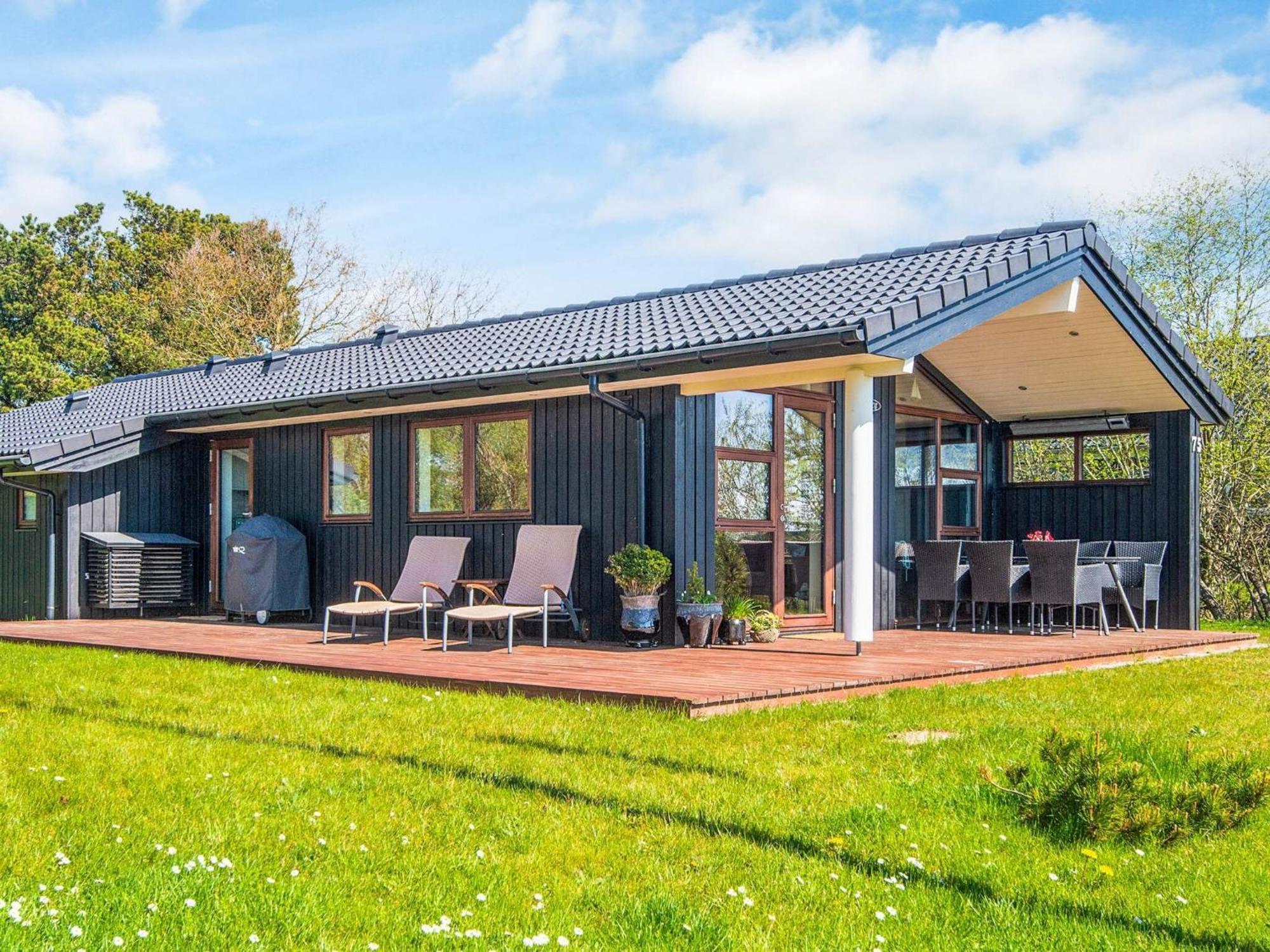 6 Person Holiday Home In R M Lakolk Buitenkant foto